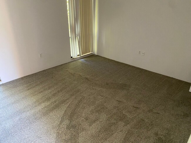 Photo - LEASE NOW AND ENJOY 50% OFF 2ND MONTH! Spa...