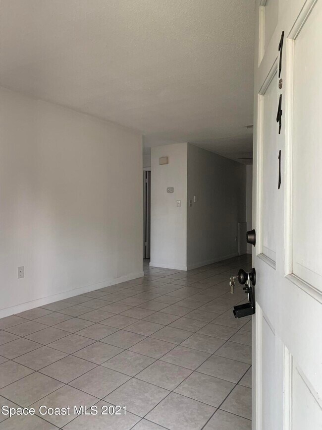 Photo - 741 Venus Dr