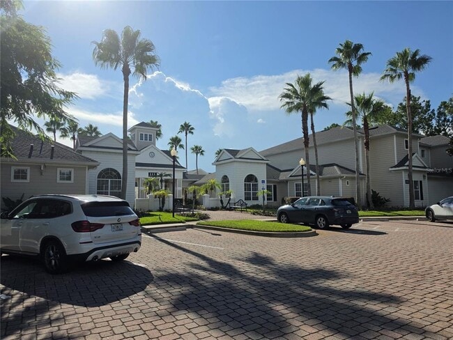 Photo - 1300 Eastern Pecan Pl Unit 207