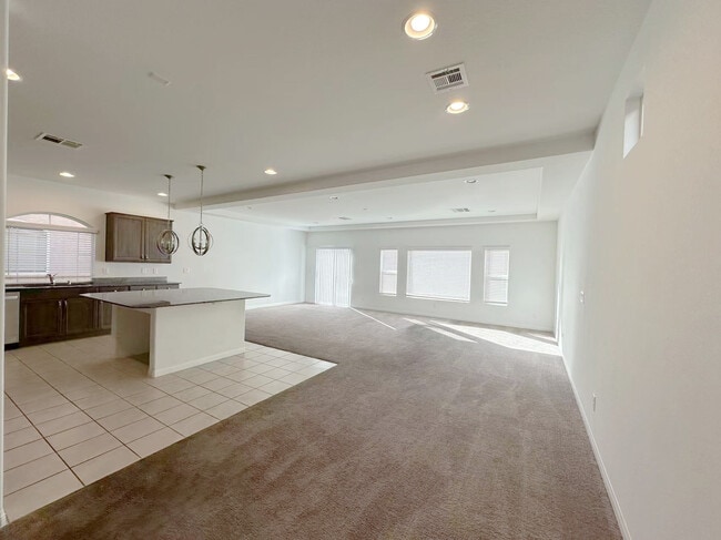 Photo - 7777 Bright Ldg St