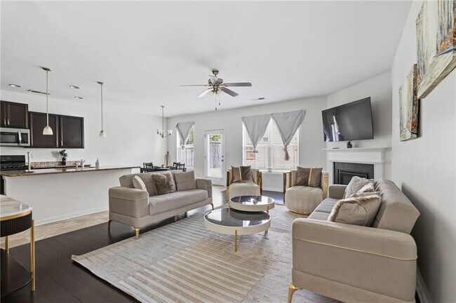 565 Dasheill Ln