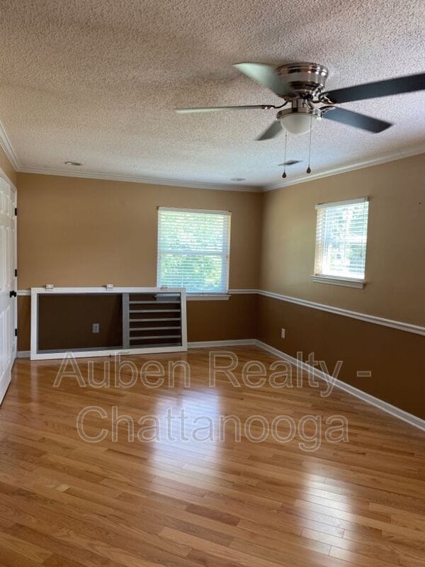 Photo - 110 Whitecrest Cir NW