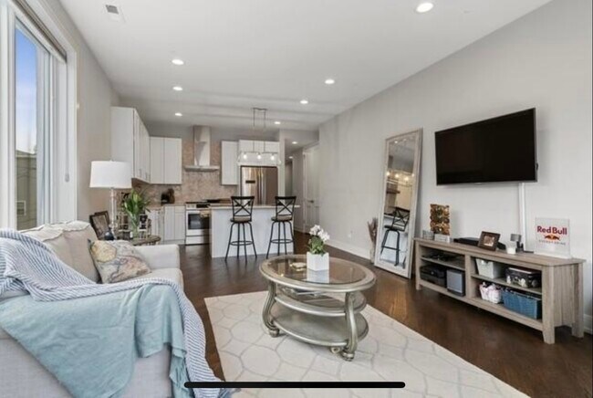Photo - 2303 W Wilcox St Unidad 2S