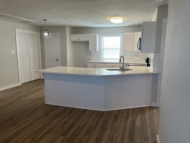 Photo - 383 Mcilrath Rd