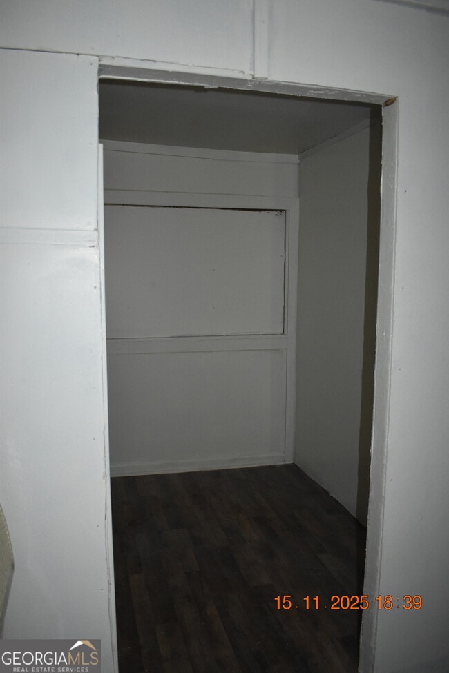 Photo - 4255 Roy Ave