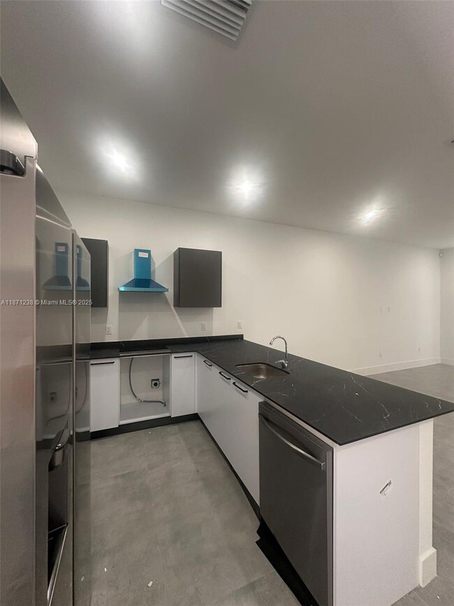Photo - 2423 NW 23rd Ln