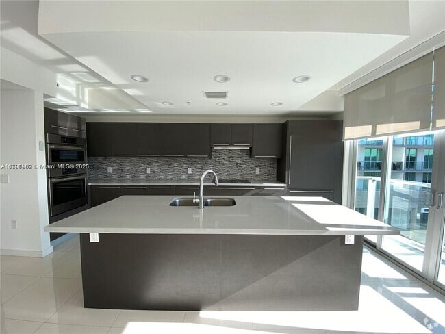 Building Photo - 7751 NW 107th Ave Rental