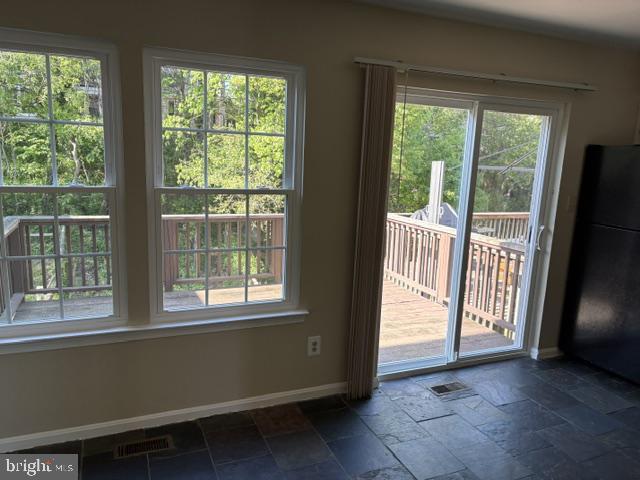 Photo - 1414 Primrose Pl