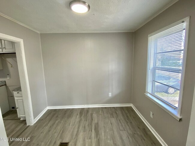 Photo - 4121 California Ave