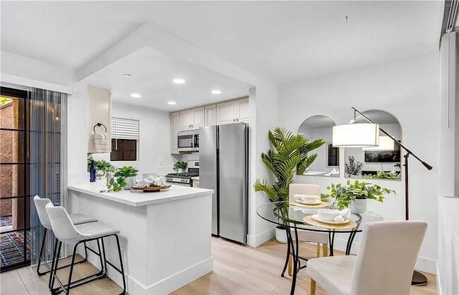 Photo - 1062 Calle Del Cerro