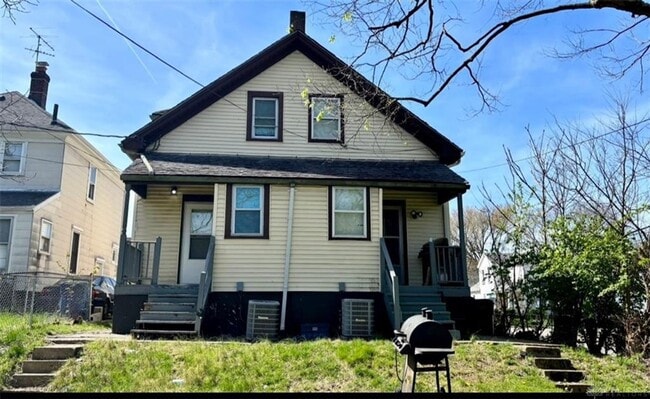 Photo - 201-203 PLEASANT Unit 203