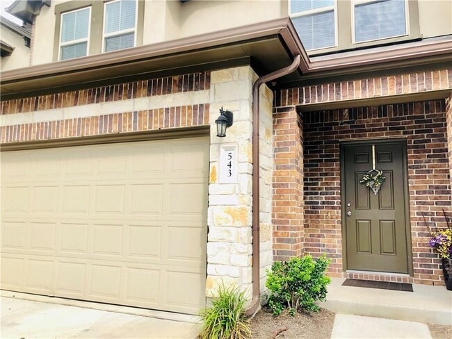 Photo - 2304 S Lakeline Blvd