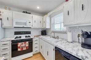 Photo - 5357 81st St N Unidad 23