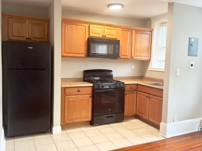 Photo - 124 Green St Unit 405