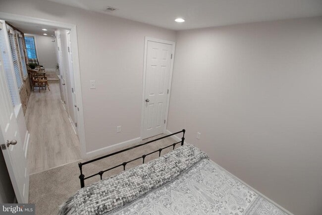 Photo - 343 Scott St