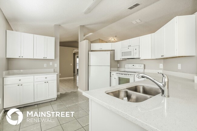 Photo - 636 Regency Way