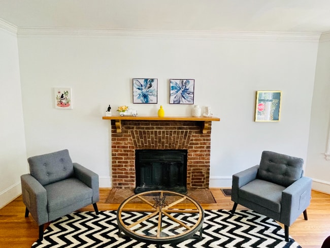 1519 W 14th St