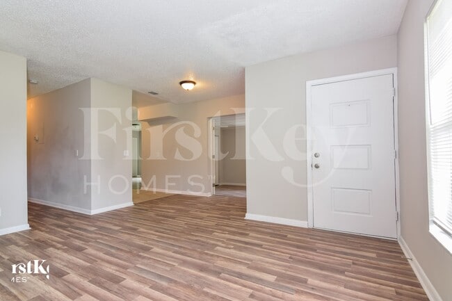 Photo - 500 Brenda Dr