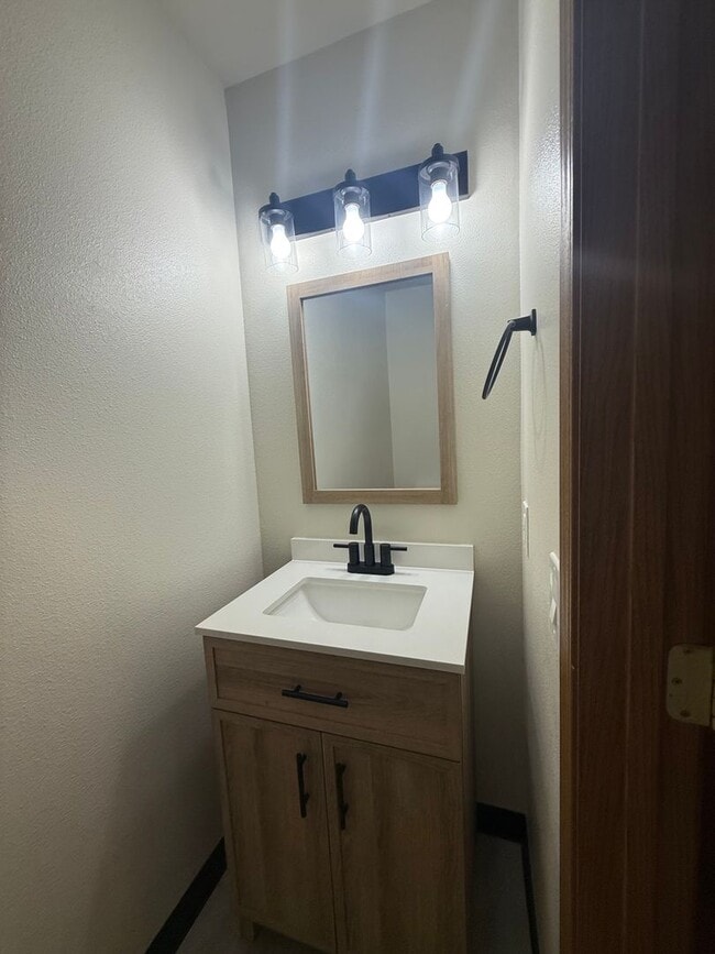 Photo - 2805 Cowles St Unit 3