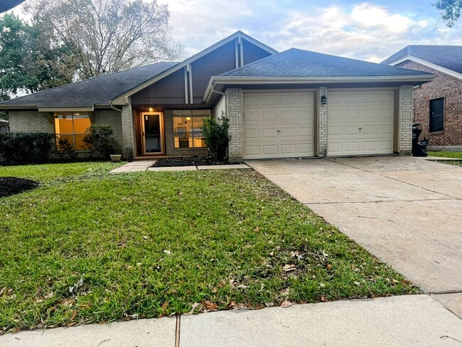 Photo - 4427 Leyland Dr