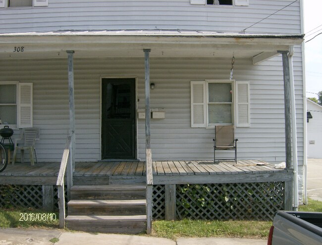 Photo - 308 Market St