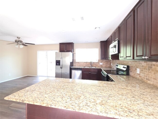 Photo - 9 Ridgeline Ct