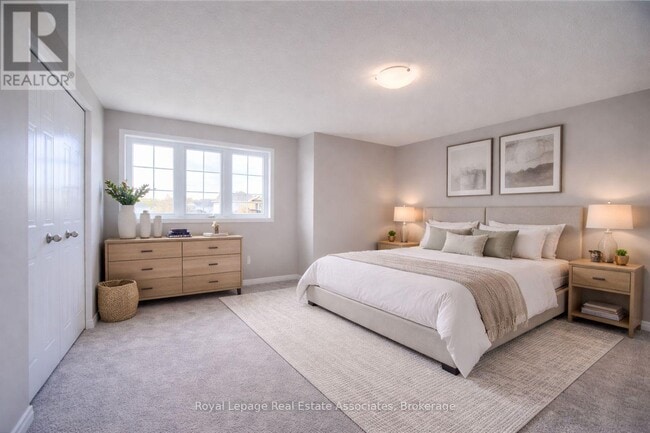 Photo - 32 Hackberry St