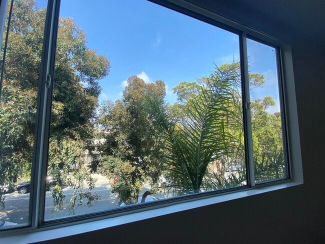 HUGE WINDOWS W/ VIEW FROM MASTER BEDROOM - Large Bright Front Remolded 2x2 Unit