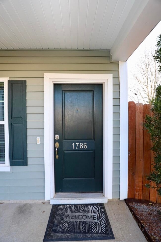 Photo - 1786 Ruger Dr