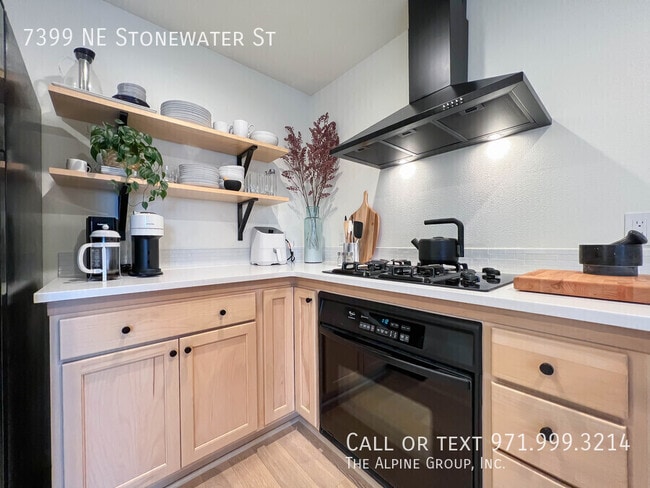 Photo - 7399 NE Stonewater St