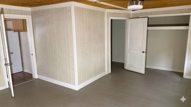 Photo - 2408 Gordon St