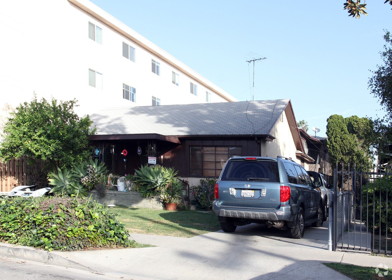 Santa Fe Apartments - Santa Fe Apartments