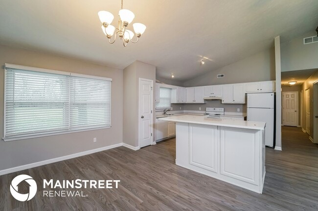 Photo - 507 Fergusson Fife Ave