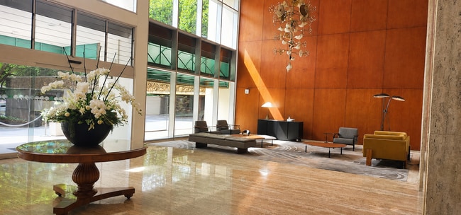 Building Photo - 1350 Ala Moana Blvd