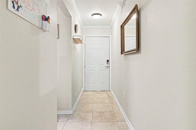 Photo - 501 W 26th St Unit 210