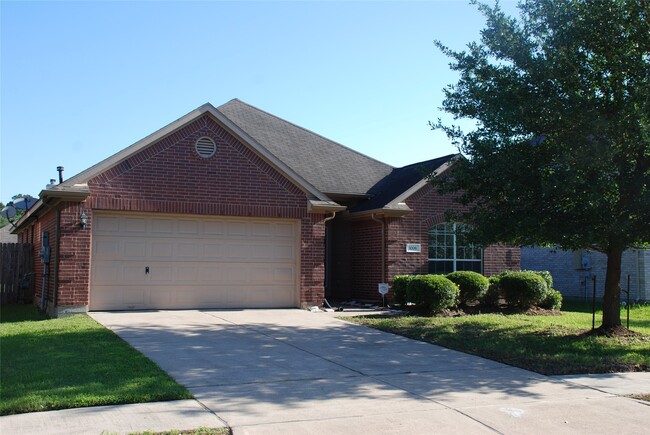 Photo - 1006 N Magnolia Dale Dr