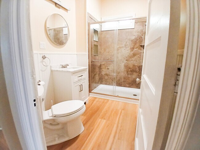 Photo - 475 Hamilton St Unit 2