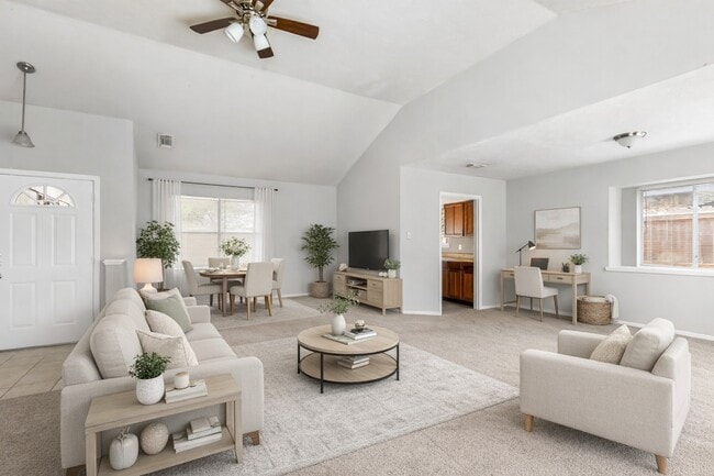 Photo - 7310 Maple Walk Dr