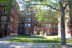 Ambassador Apartments - 1943 N Summit Ave Apartamentos Unidad #25