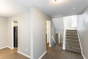 Rosslyn, 3 bed 2.5 bath, 1854 sf