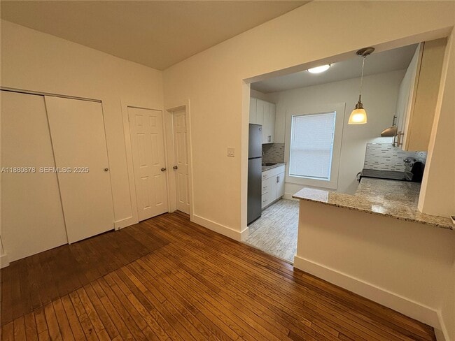 Photo - 3237 SW 4th St Unidad 8