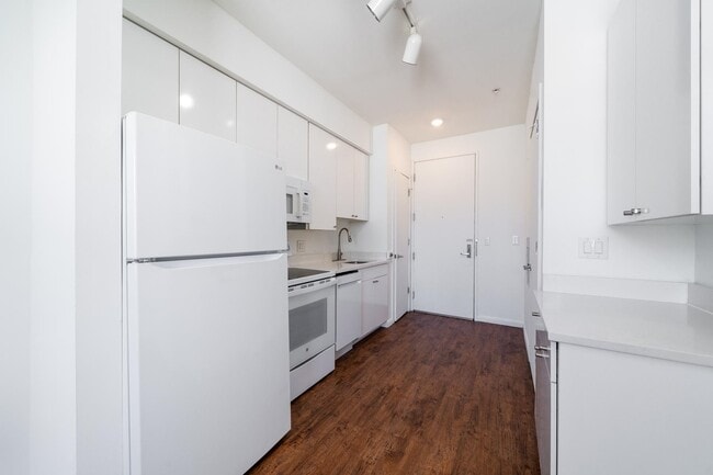 Building Photo - 253 Academy St Unit 503