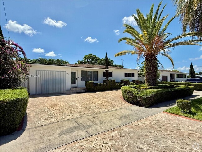 Building Photo - 5321 SW 89th Ct Rental