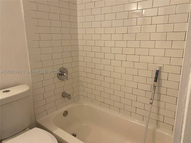 Photo - 1 Edgewater Dr Unit 103