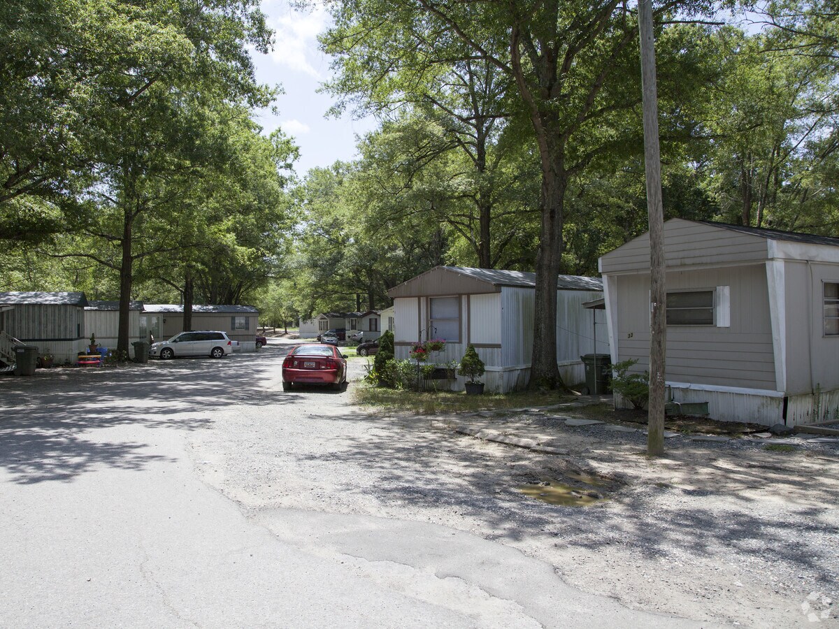 Photo - Gorman Village Mobile Home Park