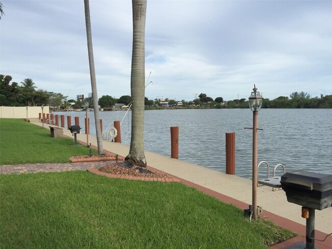 Photo - 1100 Crystal Lake Dr