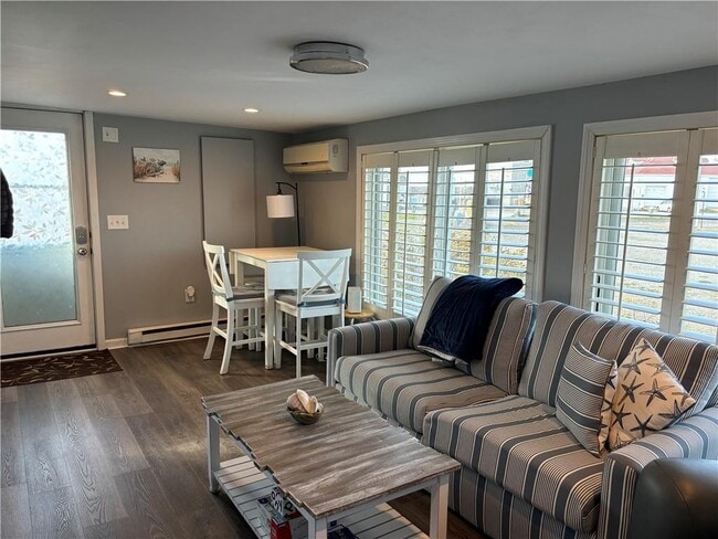 Photo - 271 Great Island Rd