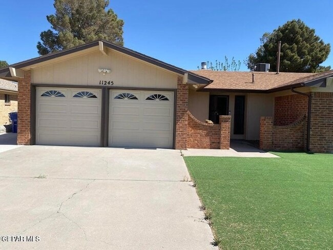 Photo - 11245 Quintana Dr House