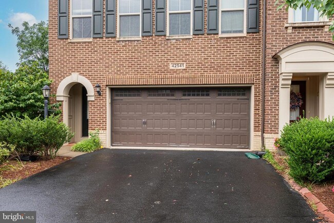 Building Photo - 42541 Dreamweaver Dr Rental