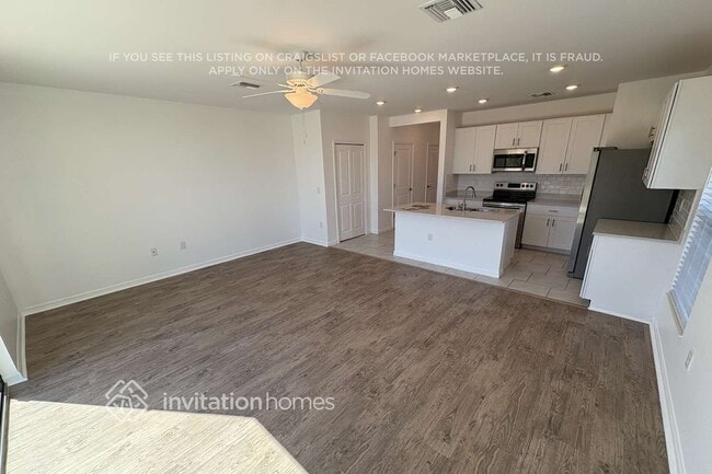 Photo - 2011 E Landings Wy